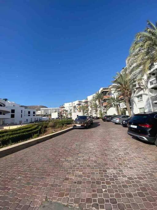 Appartement Marina - Luxury Pool View 2bdr