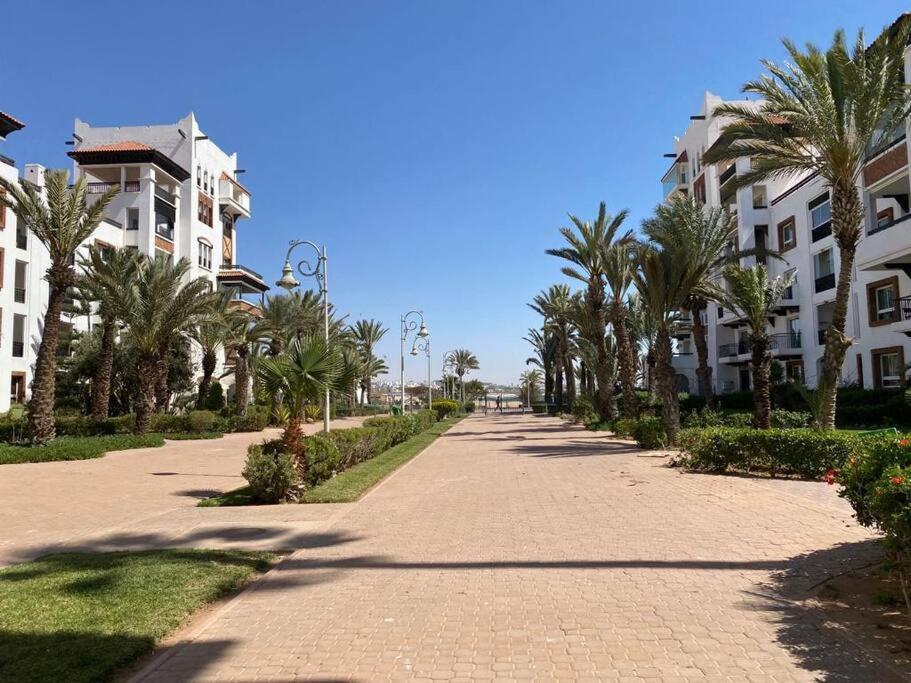 Appartement Marina - Luxury Pool View 2bdr